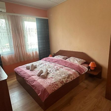 Guesthouse Zornitsa Хисаря Екстериор снимка